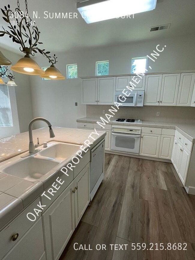 Photo - 6084 N Summer Creek Ct