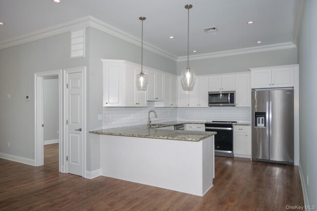 Photo - 2 Union Pl Unit 3F