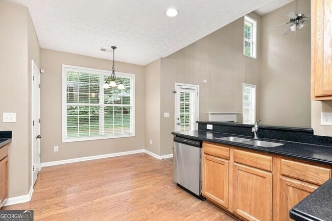 Photo - 75 Greenland Dr