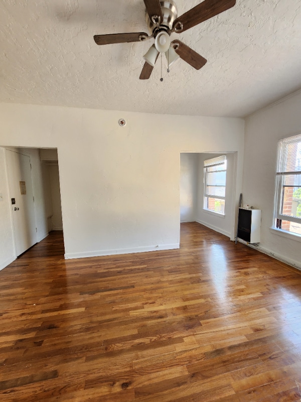 Photo - 1845 N Gramercy Pl Unidad 308