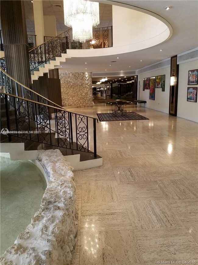 Photo - 5555 Collins Ave Unit 11U