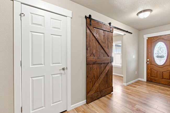 Photo - 7407 Turnbull Ct