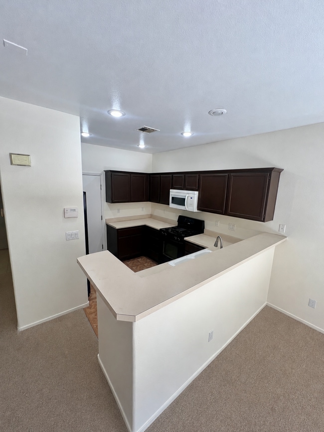 Photo - 1153 Maple Pines Ave