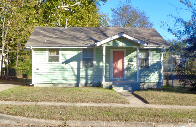 Building Photo - 1917 Bragg St Rental