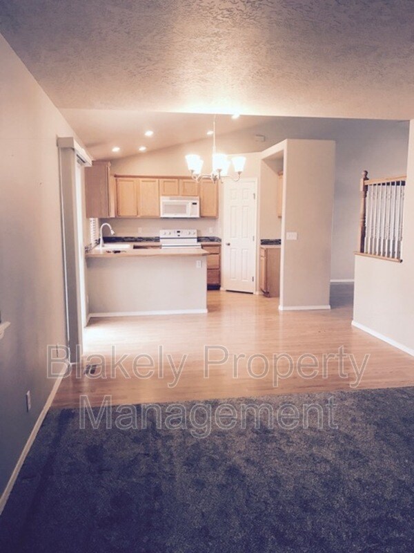 Photo - 72 N Pleasant Hill Dr