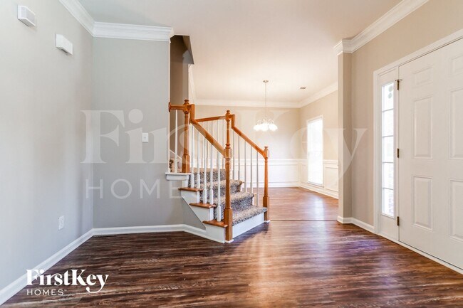 Photo - 2190 Sugarbirch Dr