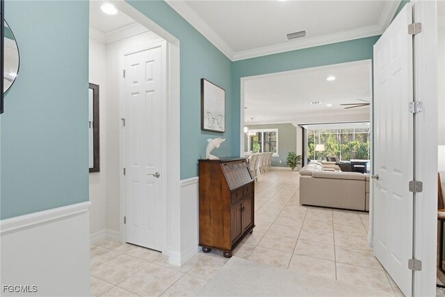 Photo - 11012 Castlereagh St