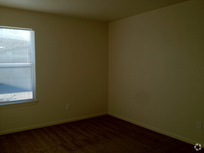 Building Photo - Duplex *LEASING SPECIAL AVAILABLE* Rental