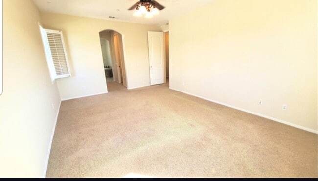 Master Bedroom - 3644 Lake Park Rd