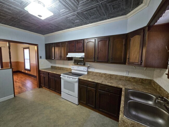 Photo - 2-bedroom Bungalow with Spacious Kitchen, ... Casa
