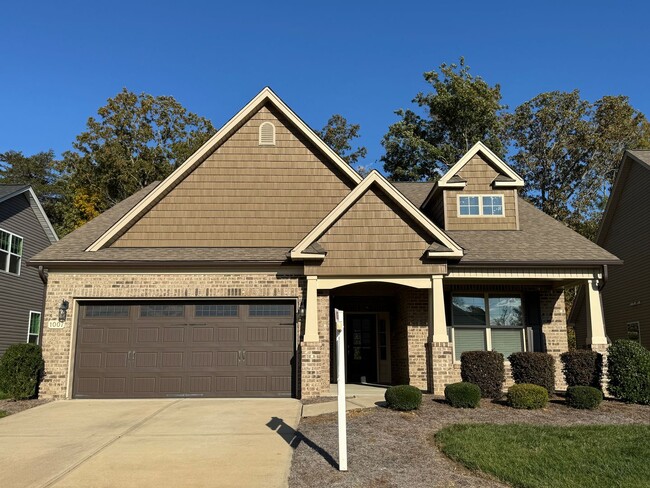 Building Photo - ~~ Luxurious Home in Mebane ~~