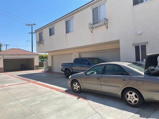 Photo - 11855 Sproul St Unit 1