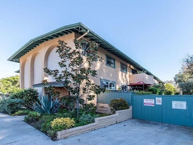 Building Photo - Perfectly Located 1BD/1BA Condo Near Mission Bay! Unit 224