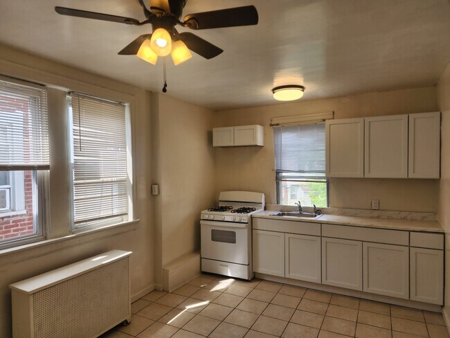 Photo - 2115 Stenton Ave