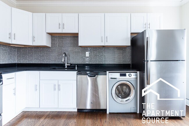 Photo - 2127 N Dayton St