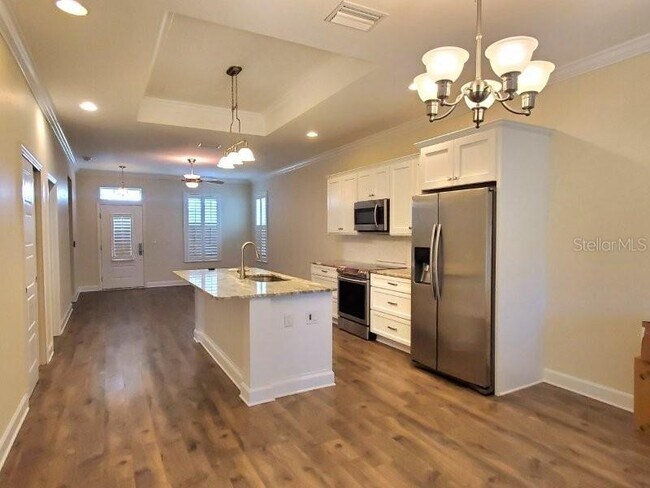 Photo - 431 W McKenzie St