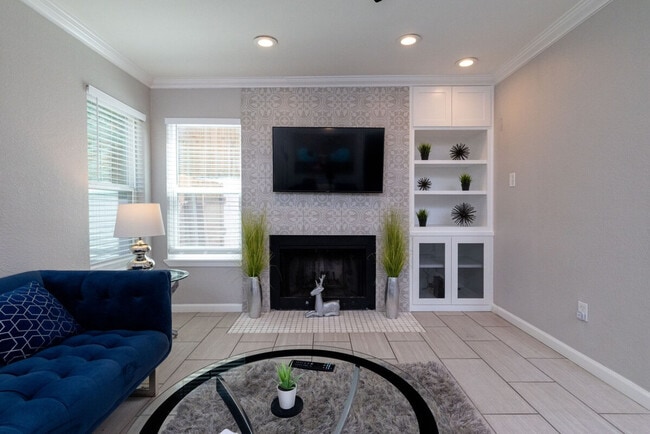 Photo - 2101 Ward Pkwy Unit SI ID1575054P