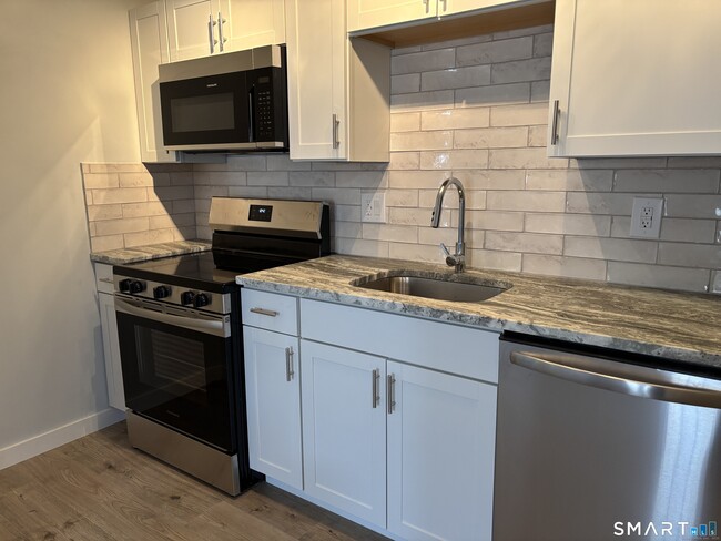 Photo - 82 Longview St Unit 36