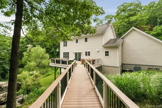 131 Ice Pond Rd