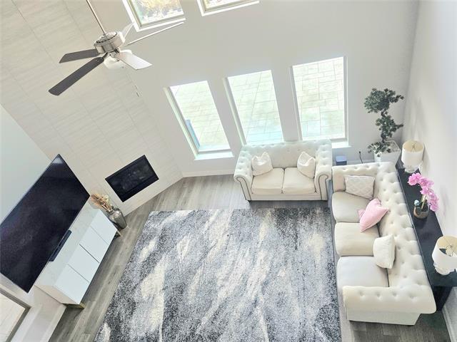 Photo - 1428 Huckleberry St