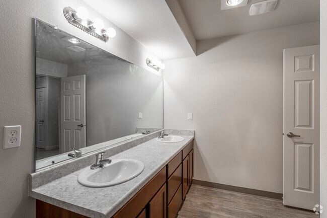 2HAB, 2BA - 1,104 ft² - Beau West - 204