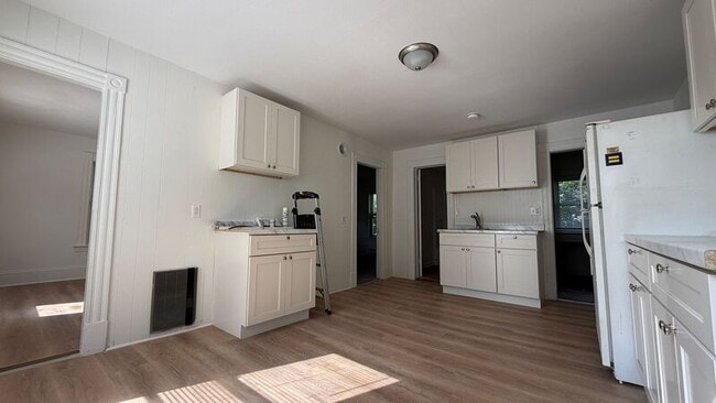 Photo - 11 Fowler St Unit Apt 2