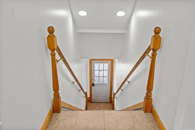 Photo - 112 Main St Unit 7