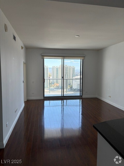 Building Photo - 200 W Sahara Ave Unit 3206 Rental