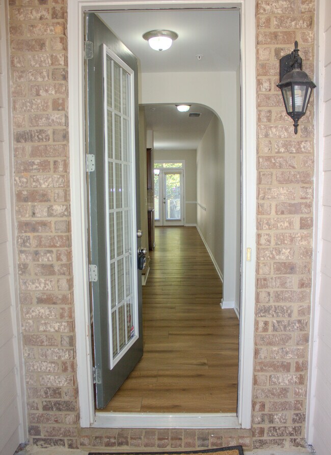 Entrada principal - 6322 Story Cir