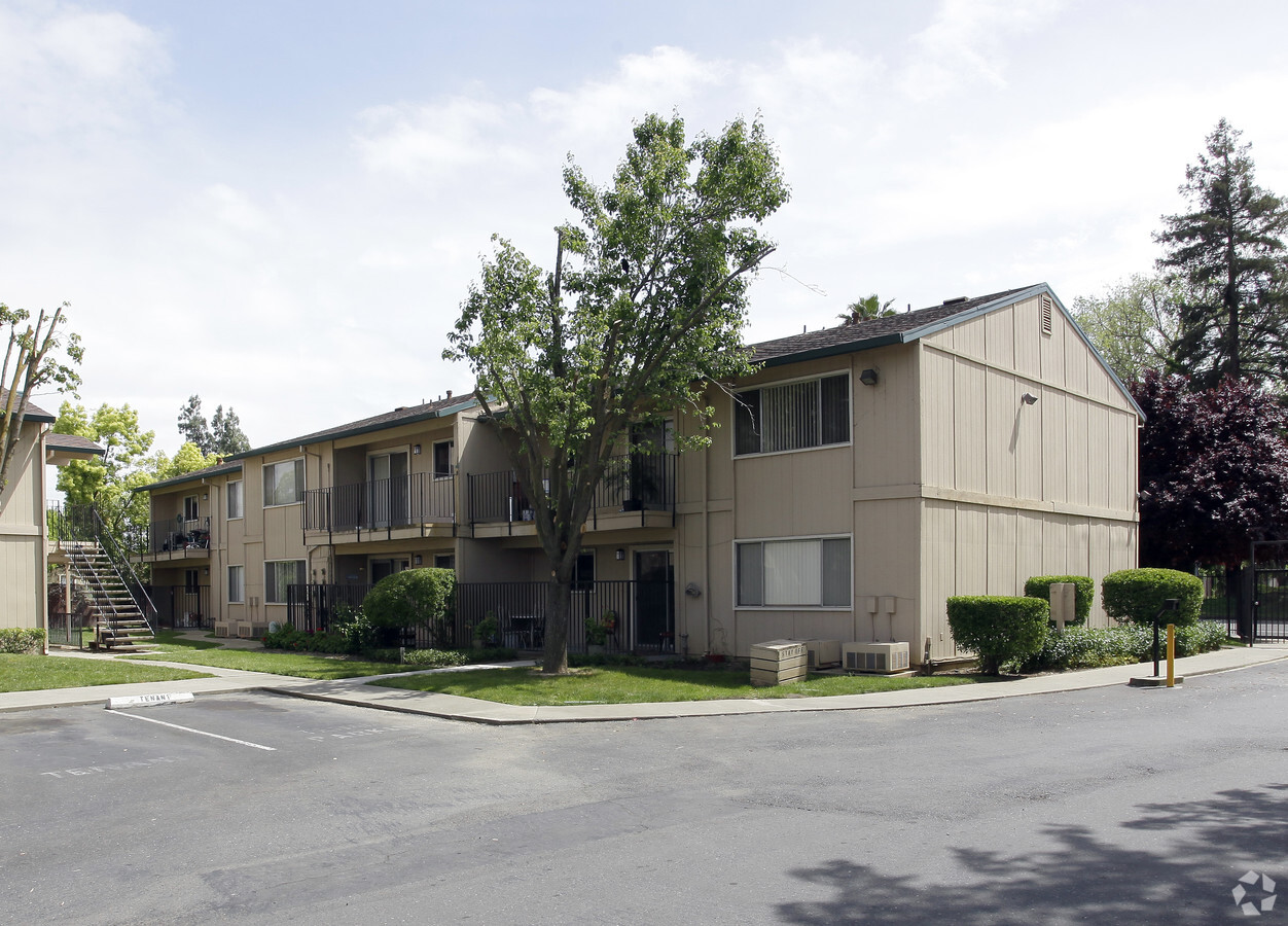Photo - Park Florin Apartments