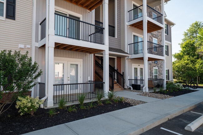 AlkireMeadows-breezeway - Alkire Meadows