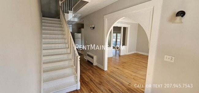 206 Maine Ave Unit 1