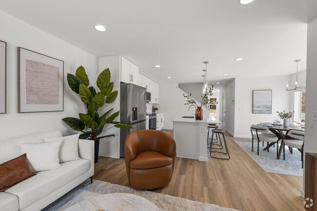 Building Photo - Grand Ave Unit 1337 N. Alton St Rental