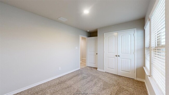 Photo - 2148 Chief St