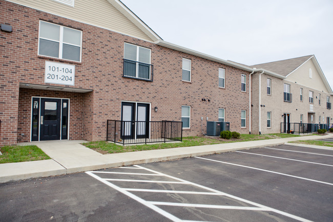 Sumner Gardens Apartments For Rent in Gallatin, TN | ForRent.com