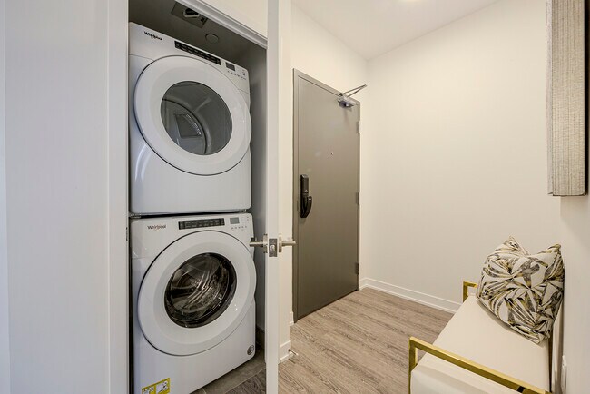 Photo - Sheridan Crossing