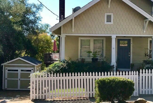 Photo - 456 Linden Ave