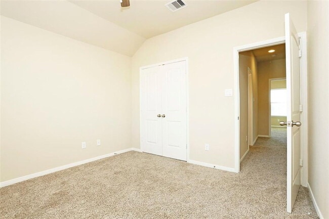 Photo - 9702 Massanutten Ln