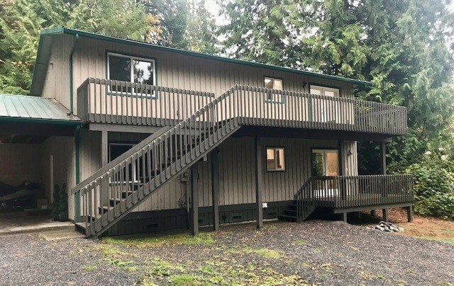 Photo - 18730 Yew Way Unit B