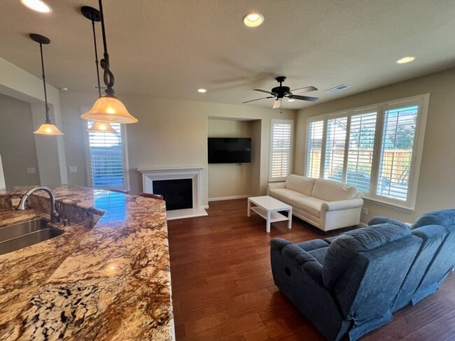 Photo - 1180 W Del Webb Pkwy