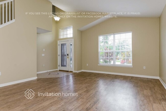 Photo - 1129 Hacienda Cir