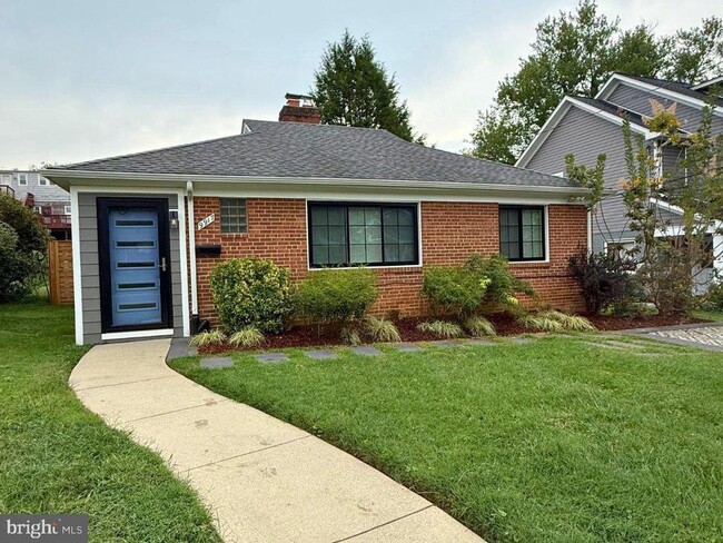 Photo - 9917 Lorain Ave