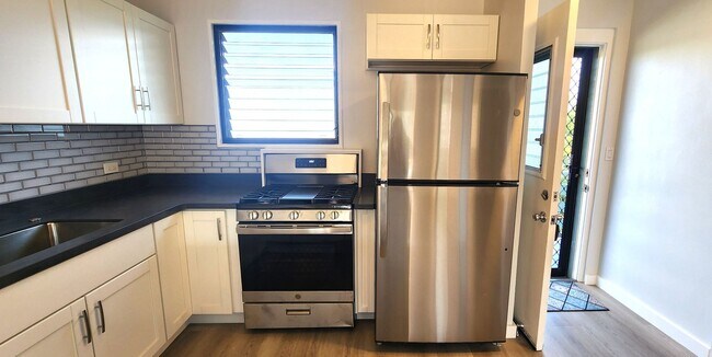 Photo - Pualei Circle