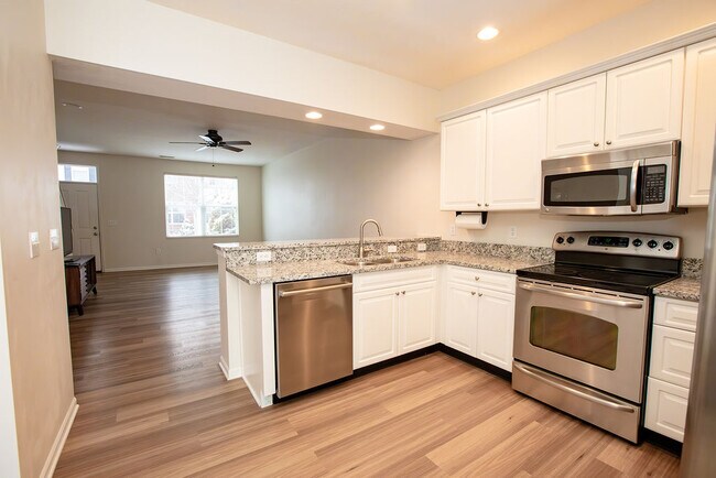 Photo - 1656 Nature Dr