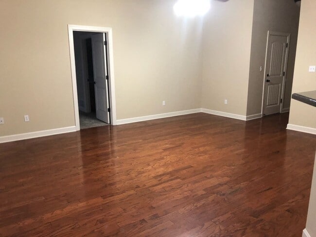 Building Photo - Rasco Hills Subdivision Rental