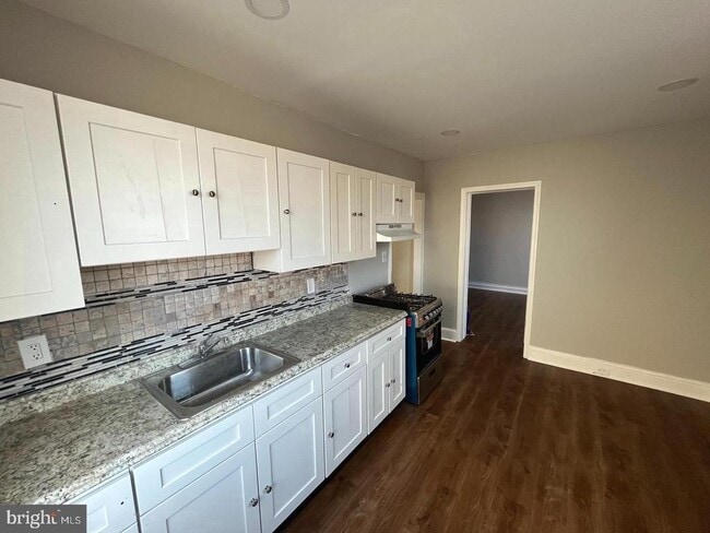 Photo - 1251 E Fletcher St