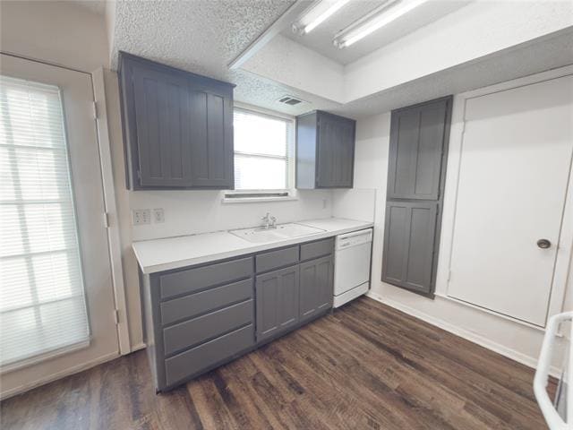 Photo - 4825 Diaz Ave