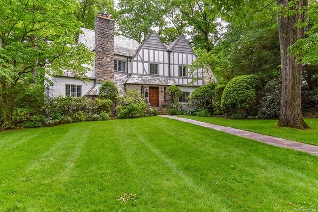 Photo - 71 Beechtree Dr