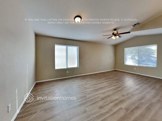 Photo - 1088 E Palomino Way