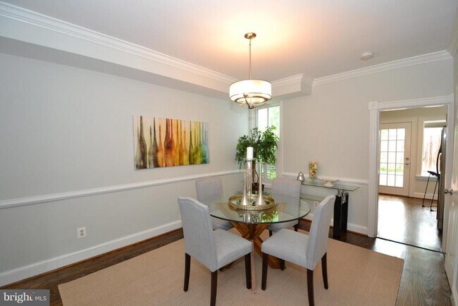 Photo - 213 N Payne St